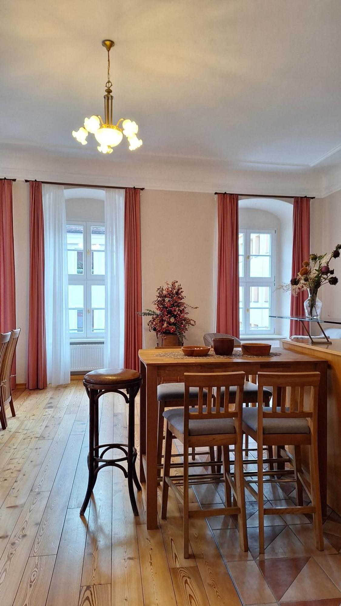 באוטזן Stadtpalais Romantik-Suite 3 Zimmer Maximal 6 Personen מראה חיצוני תמונה