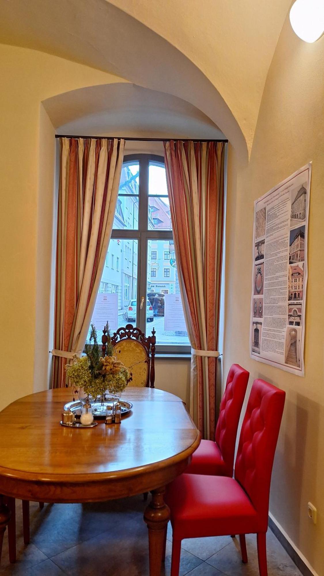 באוטזן Stadtpalais Romantik-Suite 3 Zimmer Maximal 6 Personen מראה חיצוני תמונה