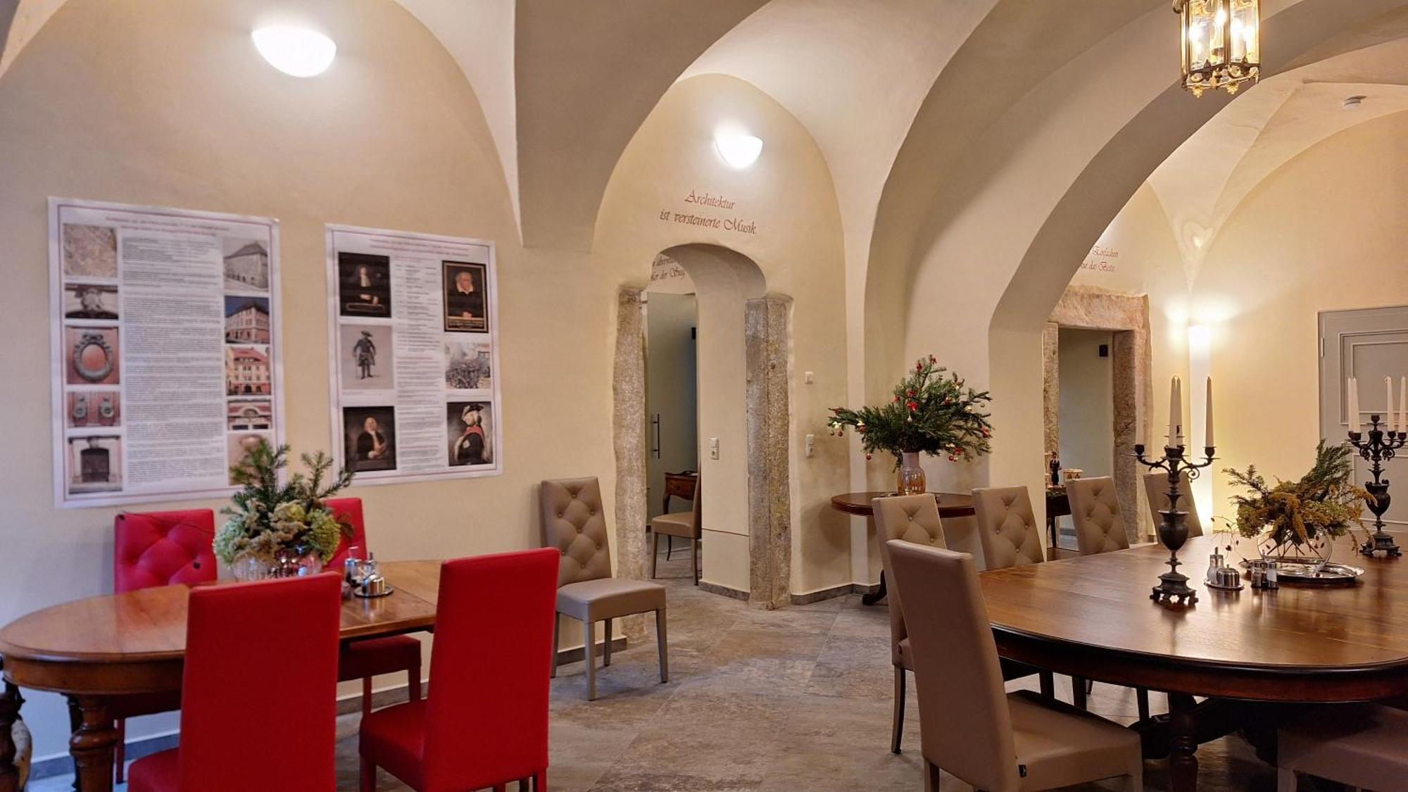 באוטזן Stadtpalais Romantik-Suite 3 Zimmer Maximal 6 Personen מראה חיצוני תמונה