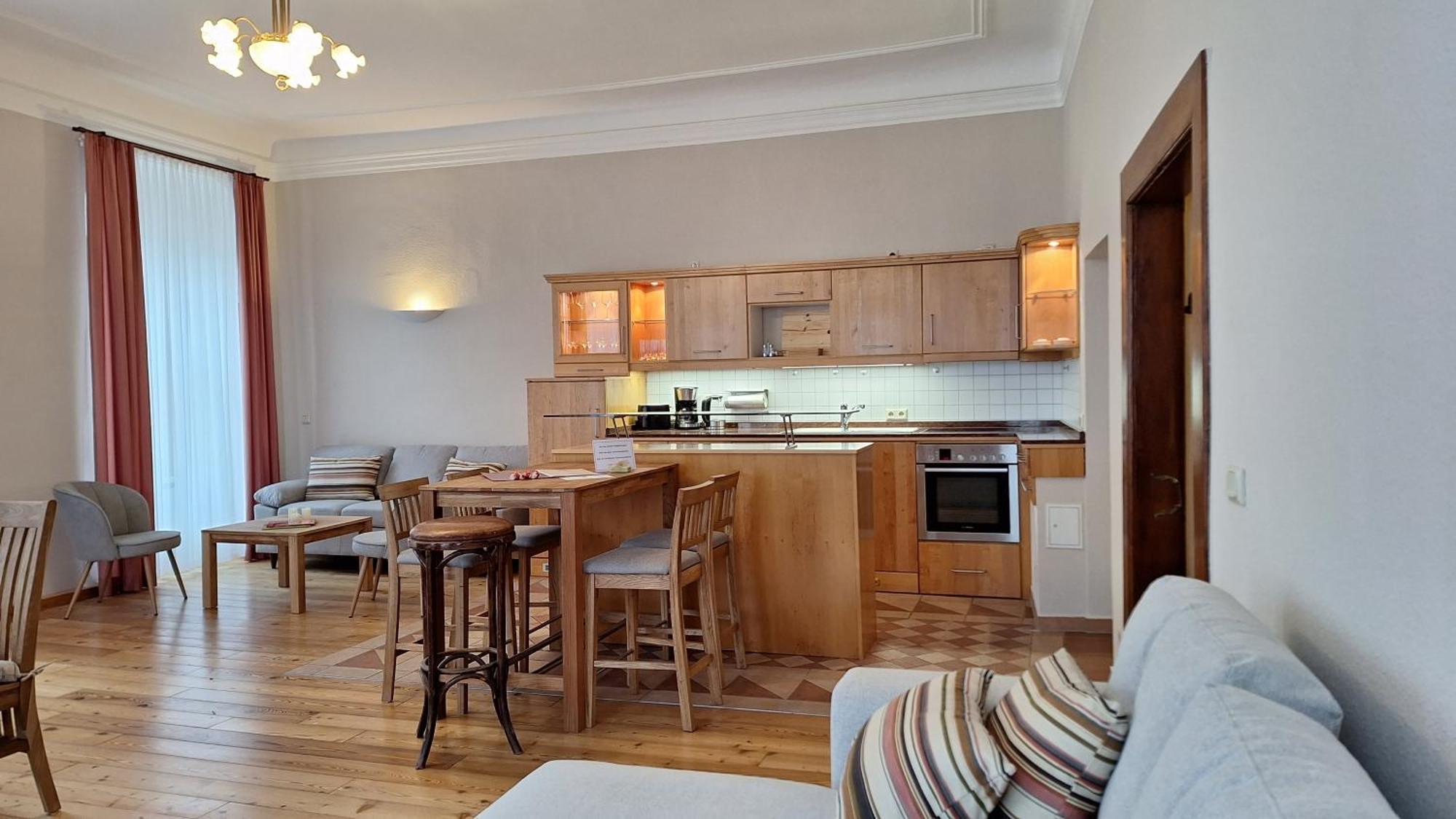 באוטזן Stadtpalais Romantik-Suite 3 Zimmer Maximal 6 Personen מראה חיצוני תמונה