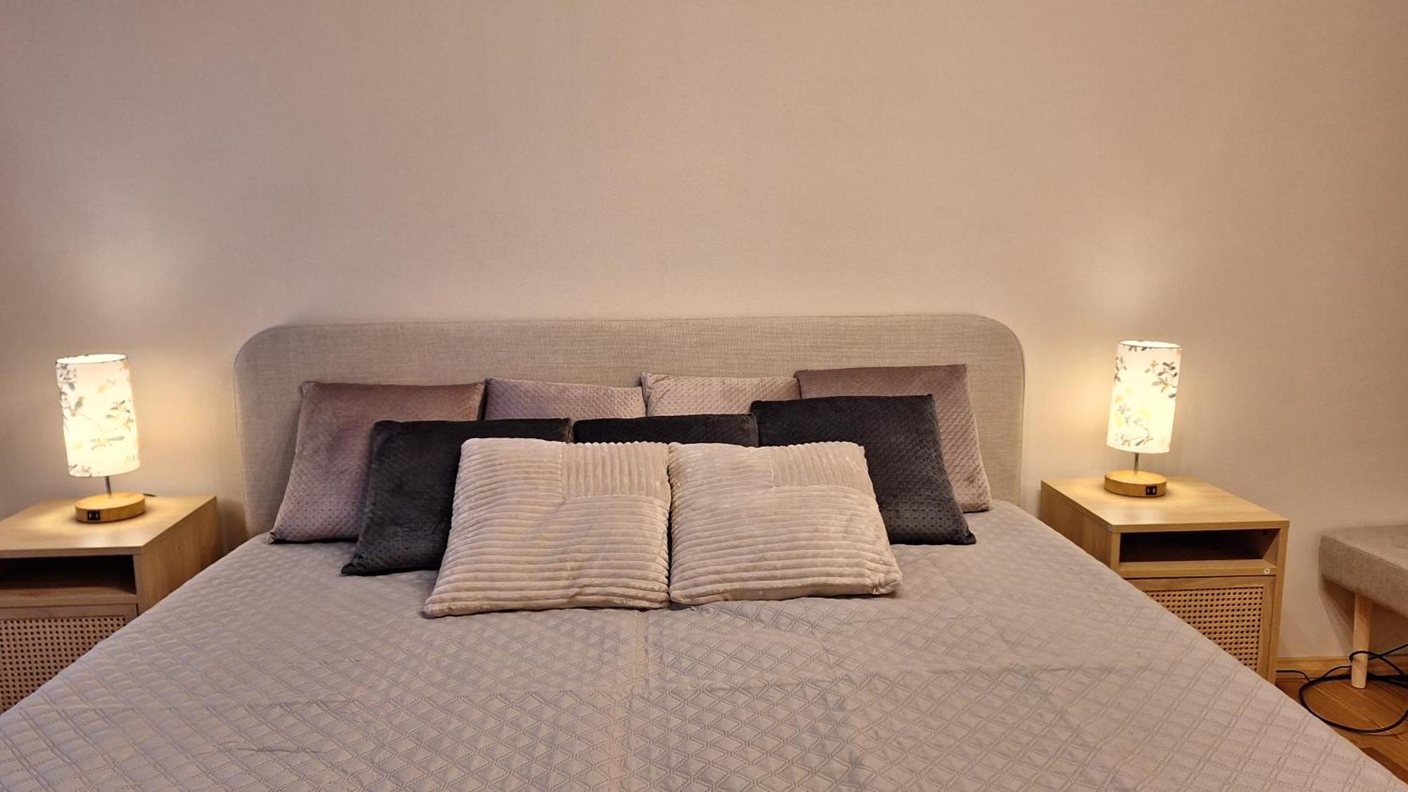 באוטזן Stadtpalais Romantik-Suite 3 Zimmer Maximal 6 Personen מראה חיצוני תמונה
