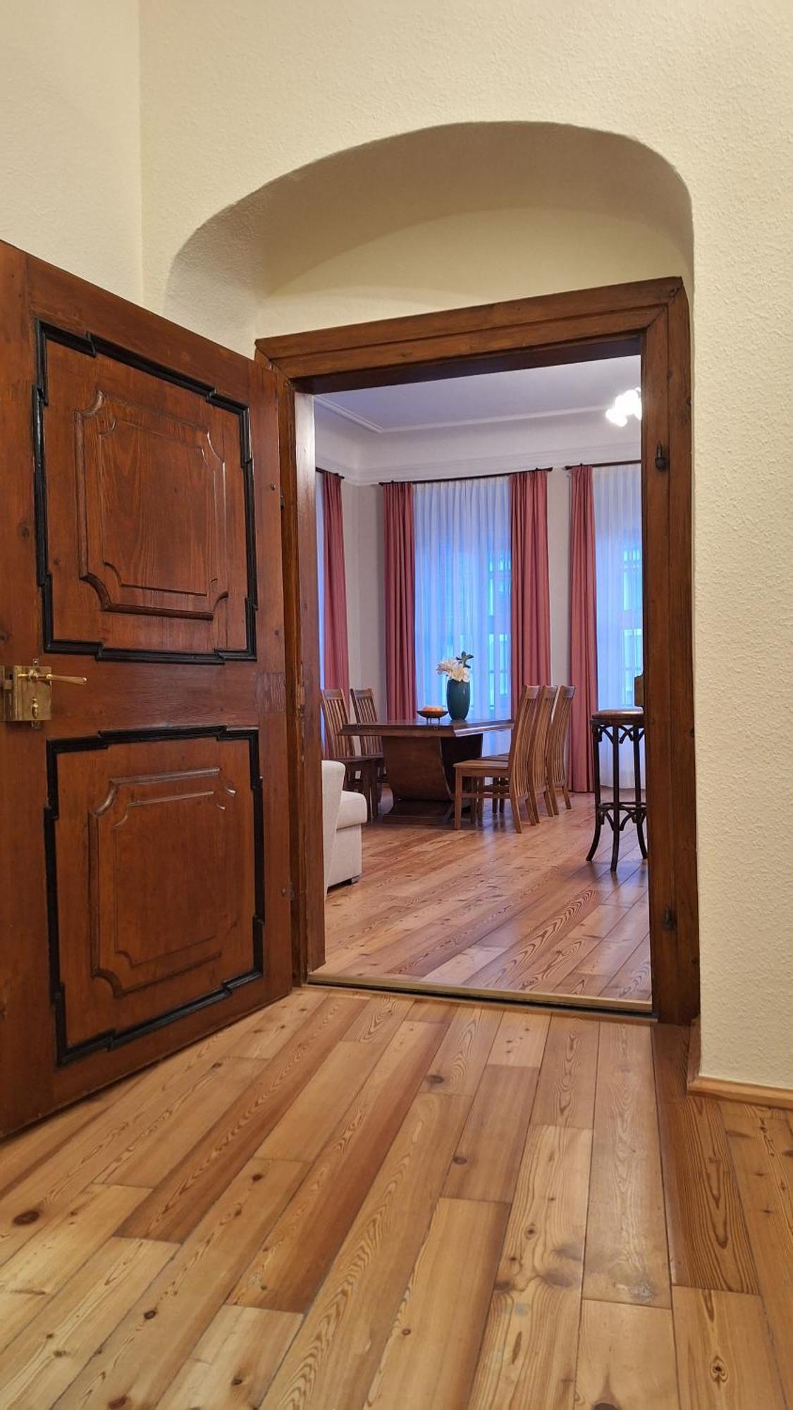 באוטזן Stadtpalais Romantik-Suite 3 Zimmer Maximal 6 Personen מראה חיצוני תמונה