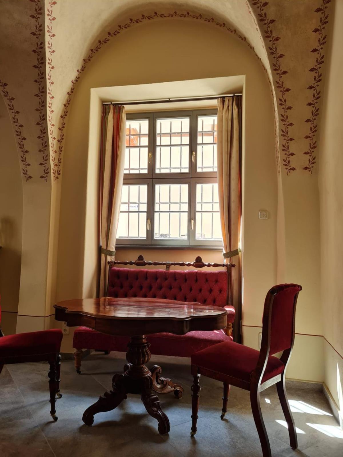באוטזן Stadtpalais Romantik-Suite 3 Zimmer Maximal 6 Personen מראה חיצוני תמונה